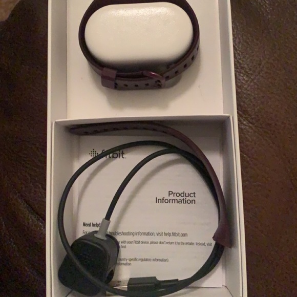 Plum Charge 3 with S&L bands and charging cord - Picture 3 of 5